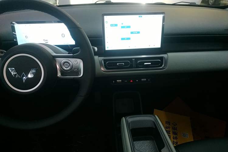 Used Wuling Bingo PLUS 2024 510 km Flagship Edition Four-Seater Version