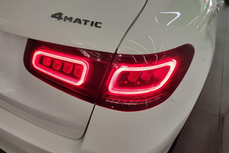 Used Mercedes-Benz GLC 2021 GLC 300 L 4MATIC Dynamic Model