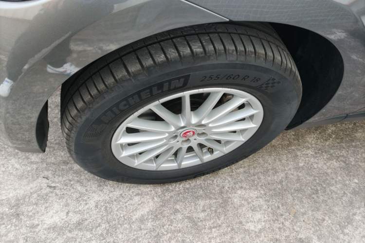 Used Jaguar F-PACE 2018 2.0T Four-Wheel Drive Urban Luxury Edition
