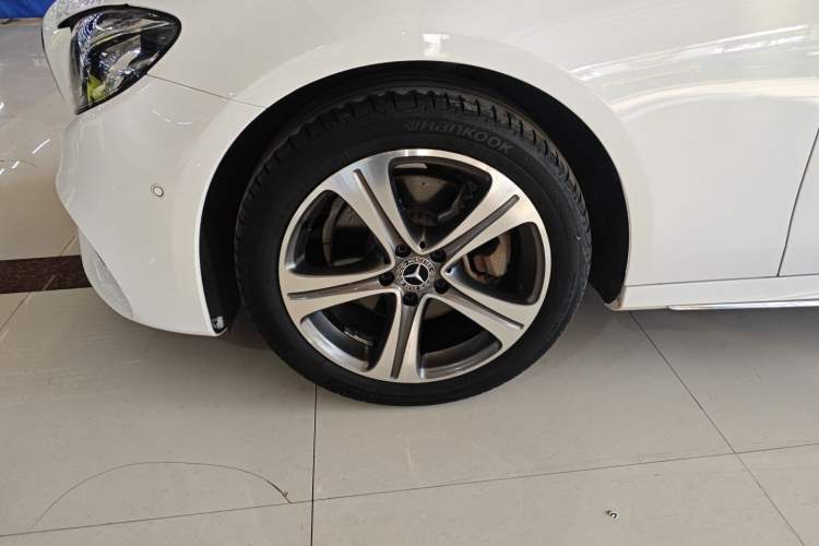 Used Mercedes-Benz E-Class 2016 E 200 L Sport Edition
