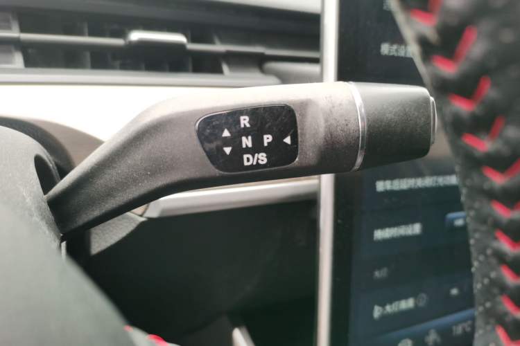 Used NETA V 2021 Standard Range Entertainment Version – Upgraded Model