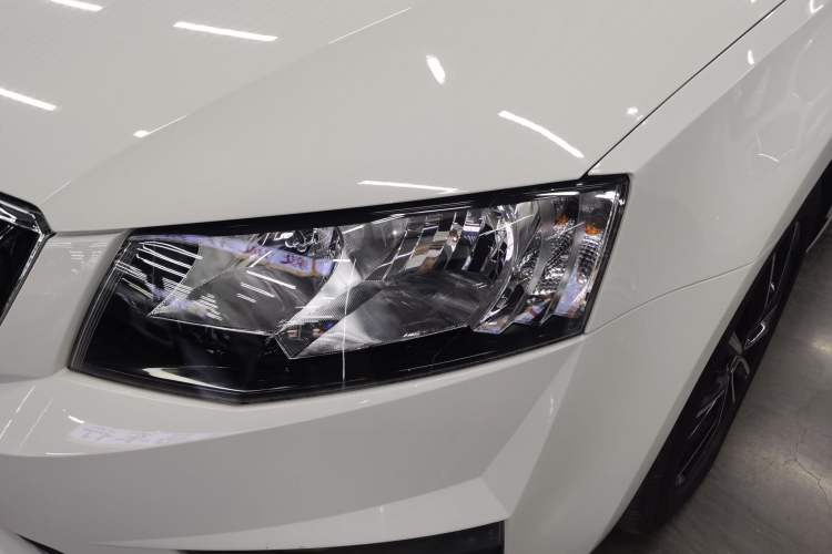 Used Skoda Octavia 2017 1.6L Automatic Smart Drive Edition
