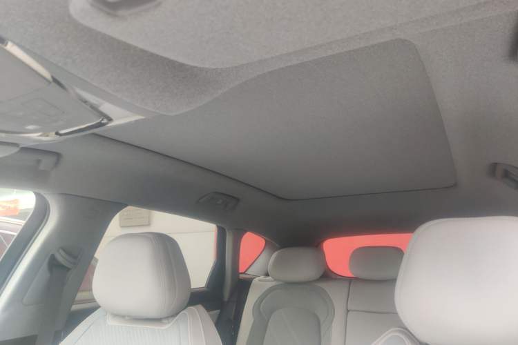 Used VOYAH FREE 2025 318 318 km Rear-Drive Touring Edition