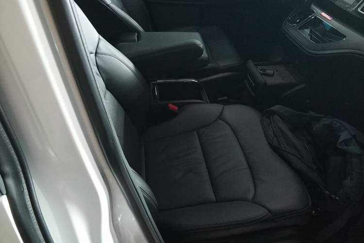 Used Honda Elysion 2016 2.4L Supreme Edition