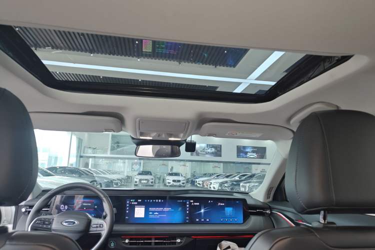 Used Ford Mondeo 2025 2.0T EcoBoost Luxury Version