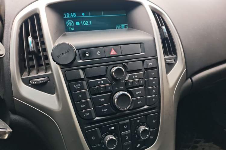 Used Buick GT 2014 XT 1.6L Automatic Fashion Edition
