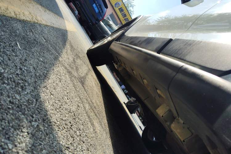 Used Haval H1 2017 Red-Label 1.5L AMT Luxury Model