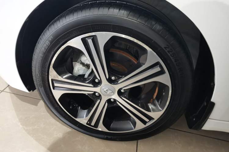 Used Hyundai Elantra 2018 1.4T Dual-Clutch Xuan Dong · Dynamic Edition
