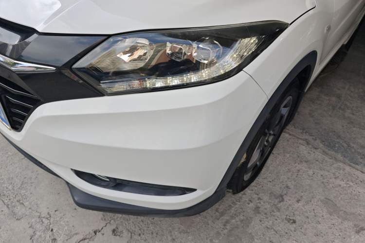 Used Honda Vezel 2017 1.8L CVT Front-Wheel Drive Pioneer Edition