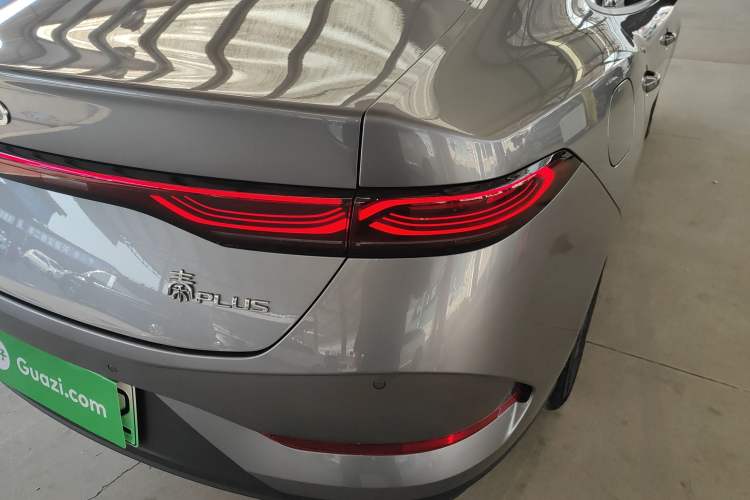 Used BYD Qin PLUS 2025 DM-i Smart Drive 55KM Leading Model