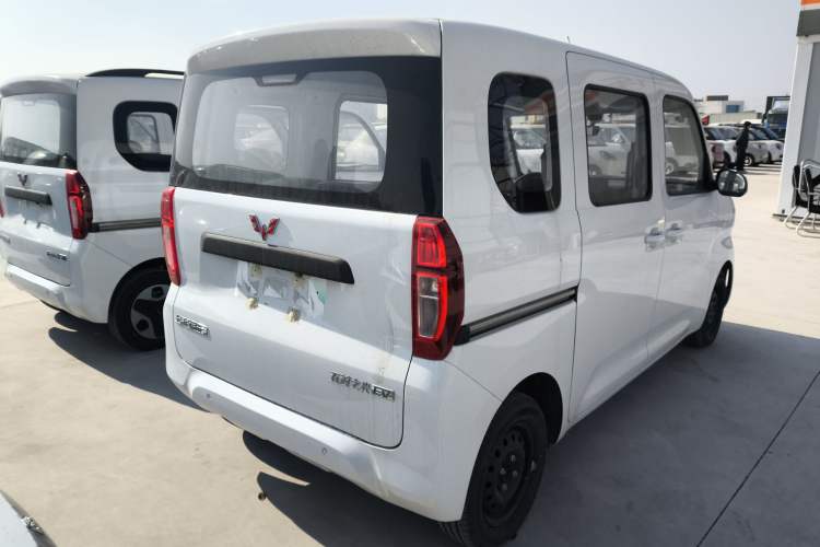 Used Wuling Zhiguang New Energy 2025 Standard Model