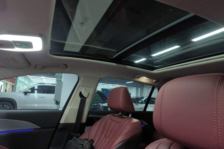 Used Hongqi H5 2024 2.0T Automatic Smart Connect Flagship Edition