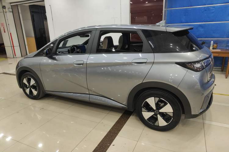 Used BYD Dolphin 2023 420 km Fashion Edition