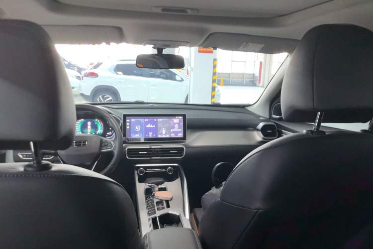 Used Geely Auto Coolray 2023 1.5T DCT Diamond Edition