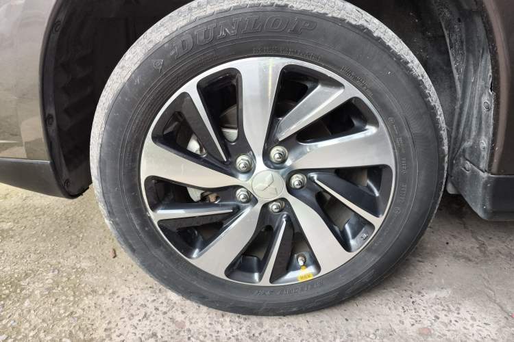 Used Mitsubishi ASX 2016 2.0L CVT Two-Wheel Drive Excellence Edition
