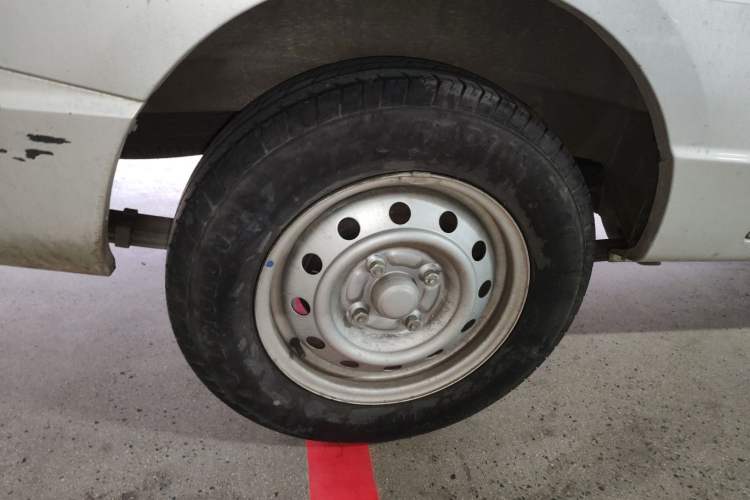 Used Wuling Rongguang S 2021 1.2L Base Model Window-Sealed 2-Seat LSI Car
