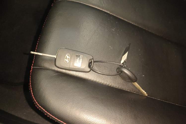 Used Hyundai Celesta 2015 1.6L Manual Comfort Model