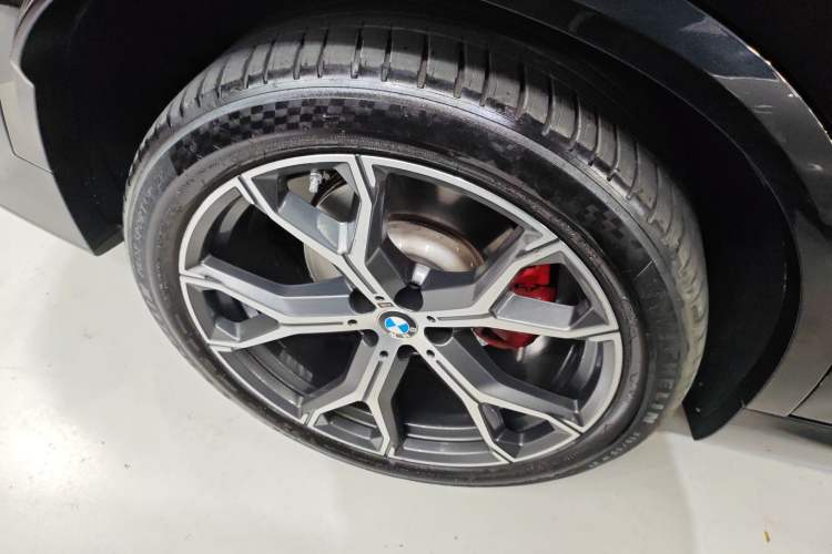 Used BMW X5 2022 xDrive 40Li M Sport Package