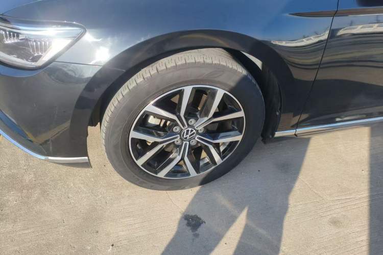 Used Volkswagen Magotan 2020 330TSI DSG Leading Model
