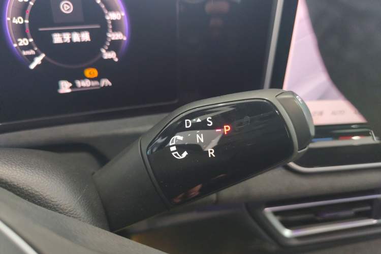 Used Volkswagen Tiguan L 2024 PRO 380TSI Four-Wheel Drive R-Line Prestige Edition
