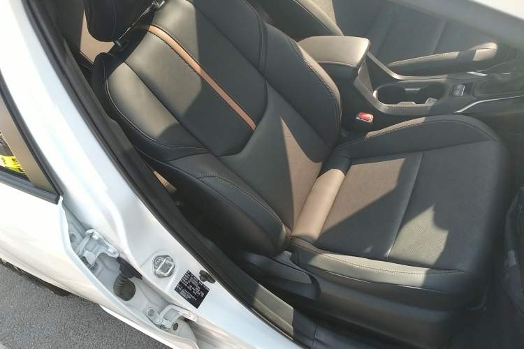 Used Toyota Levin 2023 Smart Electric Hybrid Dual-Engine 1.8L Sport Edition
