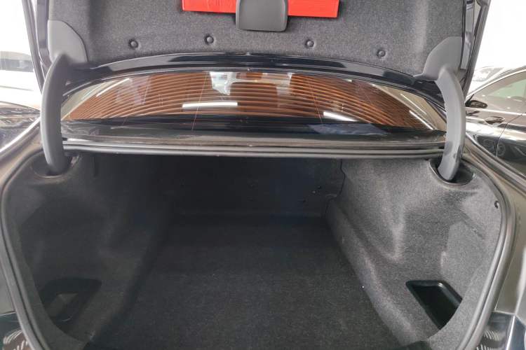 Used BMW 5 Series 2022 Second Facelift 525Li M Sport Package
