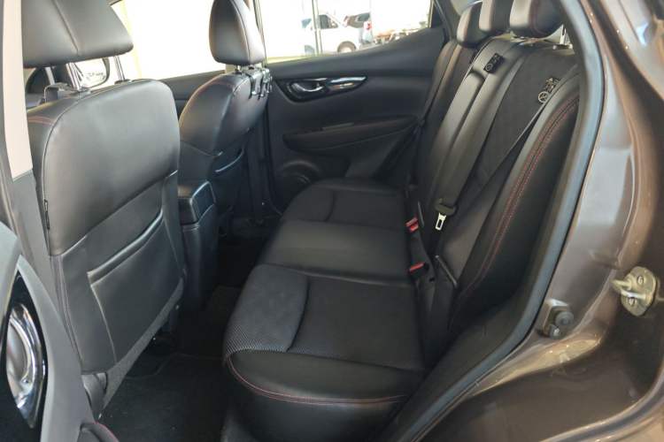 Used Nissan Qashqai 2016 2.0L CVT Luxury Edition
