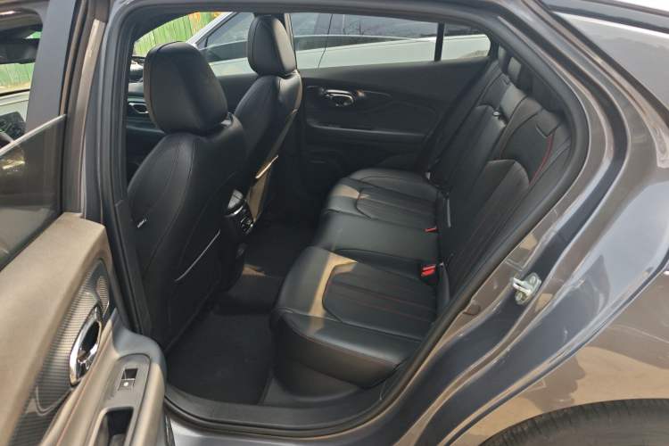 Used GAC Trumpchi EMPOW 2021 270T DCT J16 Version
