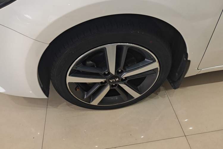 Used Kia K3 2017 1.6L Automatic 15th Anniversary Special Edition GLS
