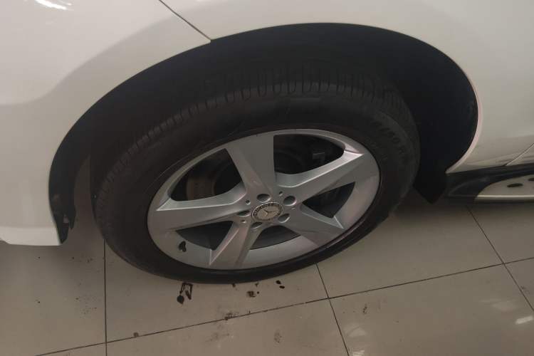 Used Mercedes-Benz M-Class 2014 ML 320 4MATIC