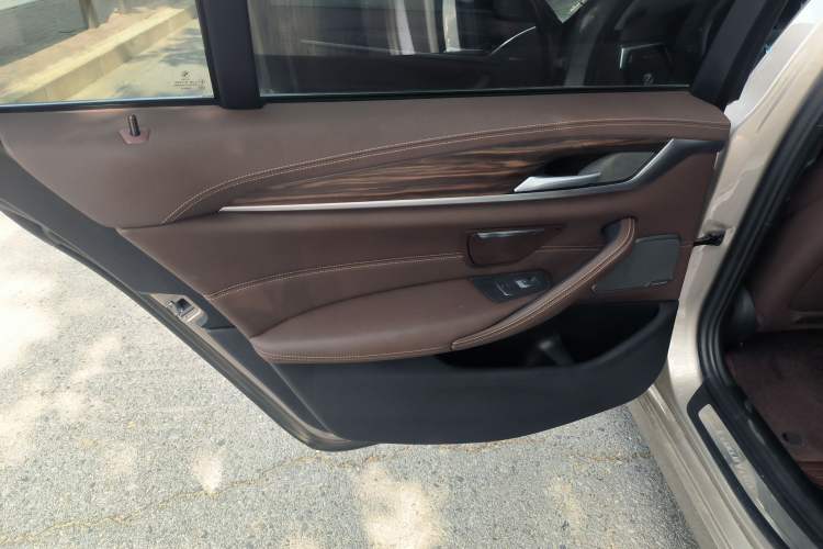 Used BMW 5 Series 2022 Revised Version 3 530Li Luxury Edition Premium Package
