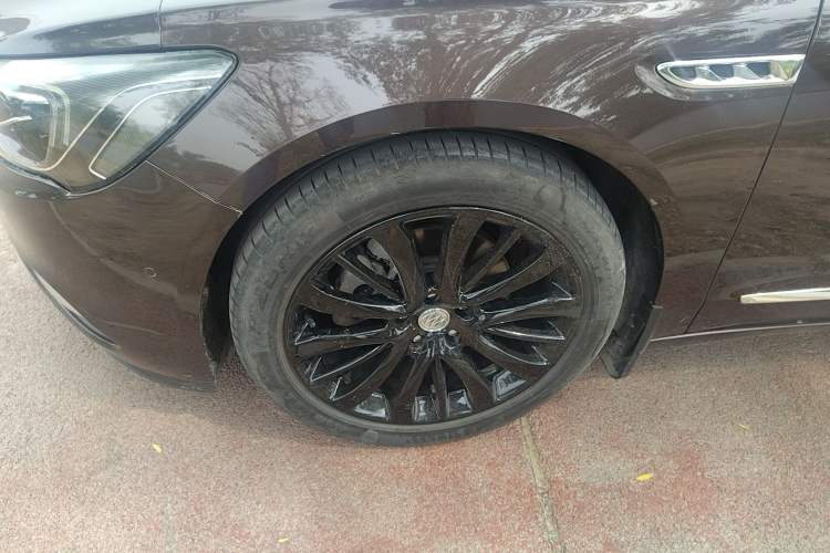 Used Buick LaCrosse 2016 28T Flagship Model
