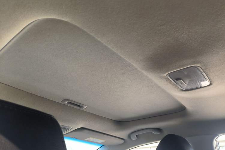 Used Hyundai Elantra 2015 1.6L Automatic Leading Model
