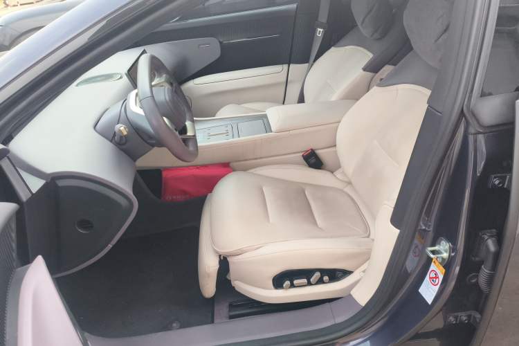 Used  12 2023 650 Three-Laser Four-Wheel Drive Performance Edition