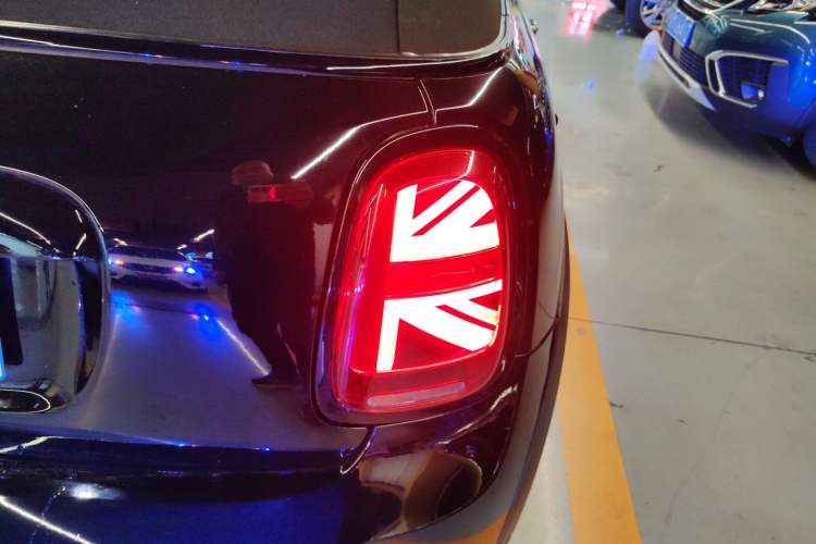 Used  MINI 2018 1.5T COOPER CABRIO Artist