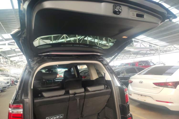 Used Honda Elysion 2016 2.4L Supreme Edition
