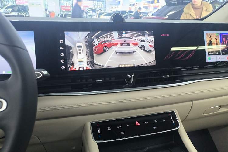 Used VOYAH Dream 2024 PHEV Ultra-Long Range Flagship Edition
