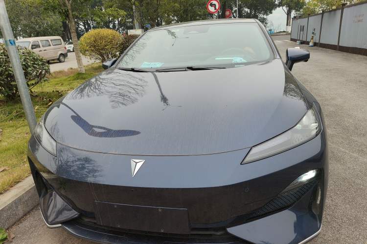 Used  SL03 2022 515 Pure Electric Version
