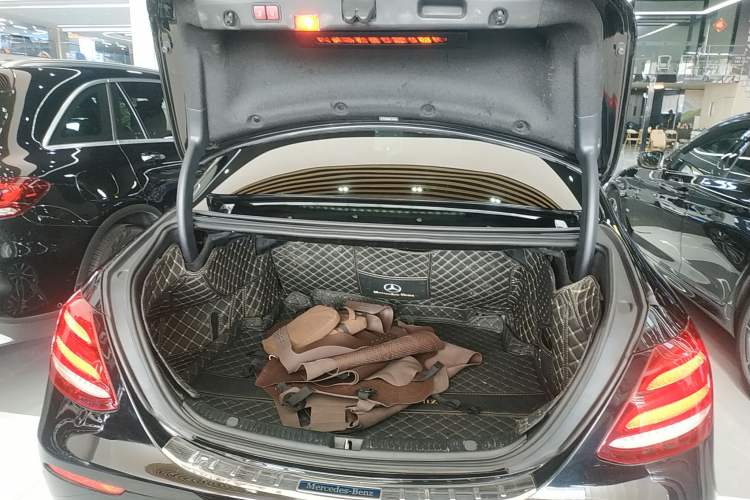 Used Mercedes-Benz E-Class 2019 Facelifted E 300 L Stylish Version