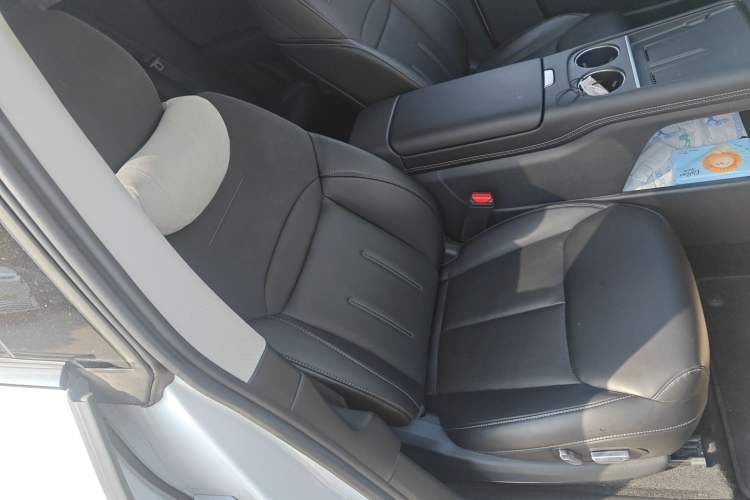 Used XPeng G6 2023 580 Long-Range Pro
