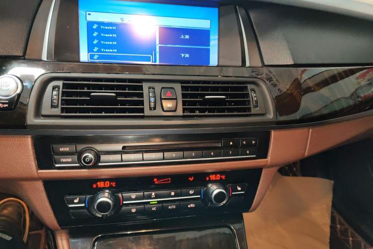 Used BMW 5 Series 2014 525Li Leading Model