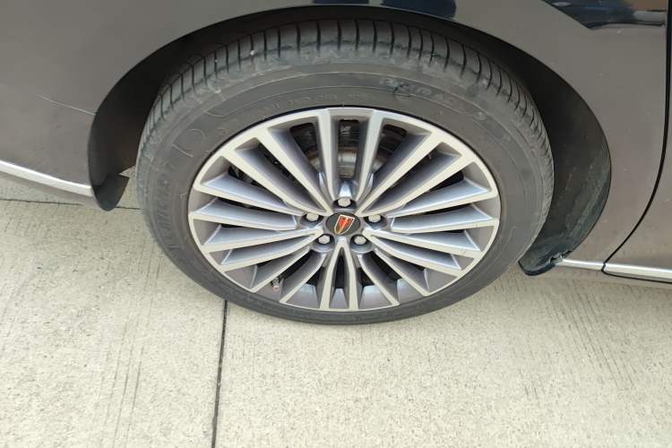 Used Hongqi H9 2020 2.0T Smart Connect Flagship Edition
