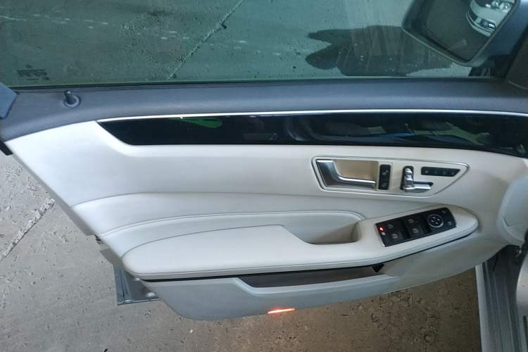 Used Mercedes-Benz E-Class 2014 E 260 L Sport Edition
