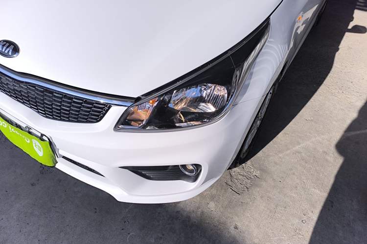 Used Kia K2 2017 Sedan 1.4L Automatic Transmission 15th Anniversary Special Edition GLS
