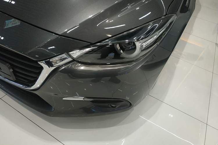 Used Mazda Mazda 3 Axela 2017 Sedan 1.5L Automatic Luxury Model Emission Standard China V