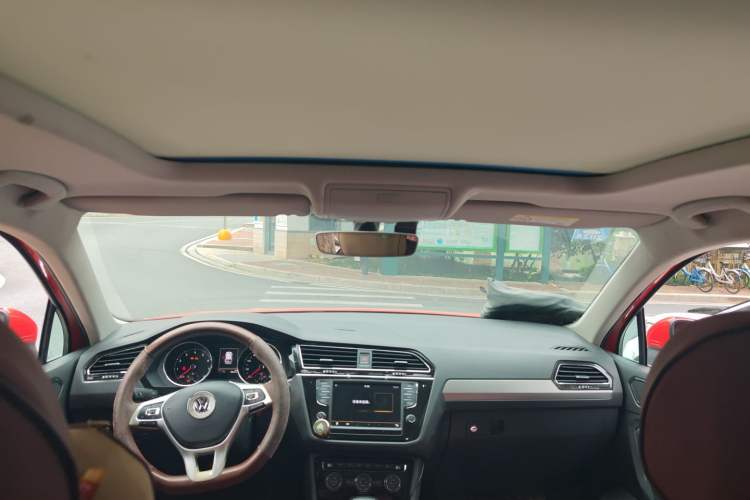 Used Volkswagen Tiguan L 2017 380TSI Automatic All-Wheel-Drive Luxury Edition
