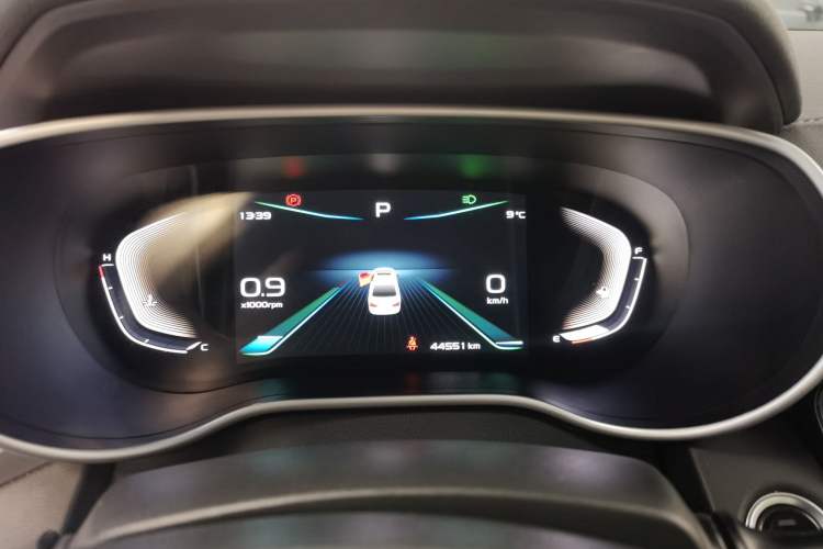 Used Geely Auto Emgrand 2019 Leading Edition 1.5L CVT Upward-Connected Model China VI Standard