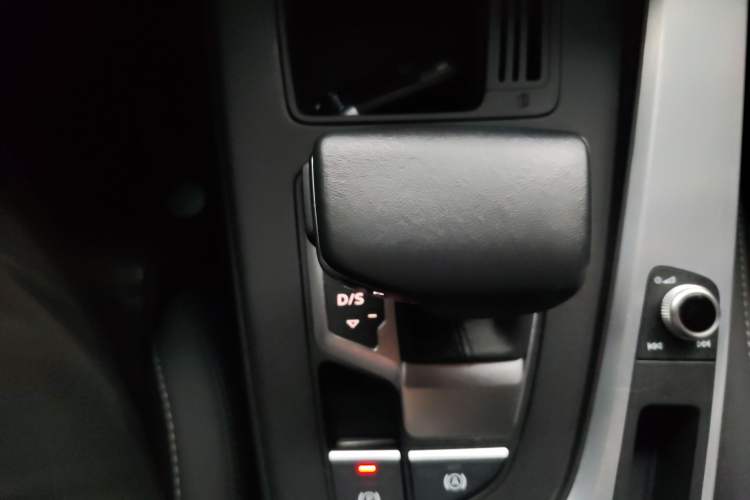 Used Audi A4L 2023 40 TFSI Fashion Dynamic Model