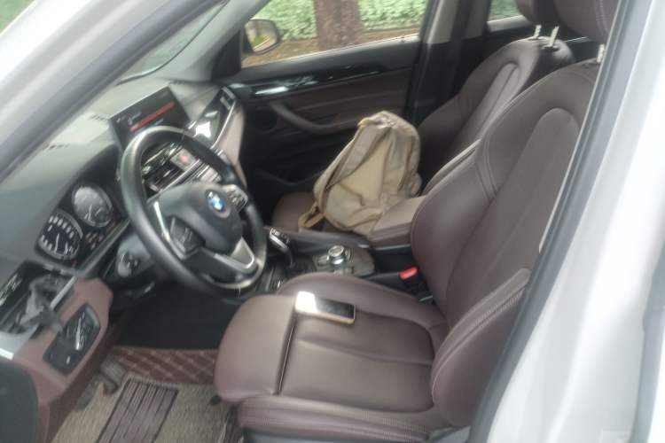 Used BMW X1 2020 sDrive25Li Leading Model
