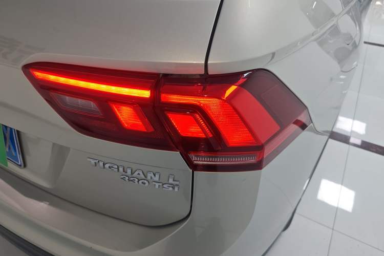 Used Volkswagen Tiguan L 2018 Revised Version 330TSI Automatic Two-Wheel Drive Trendy Edition